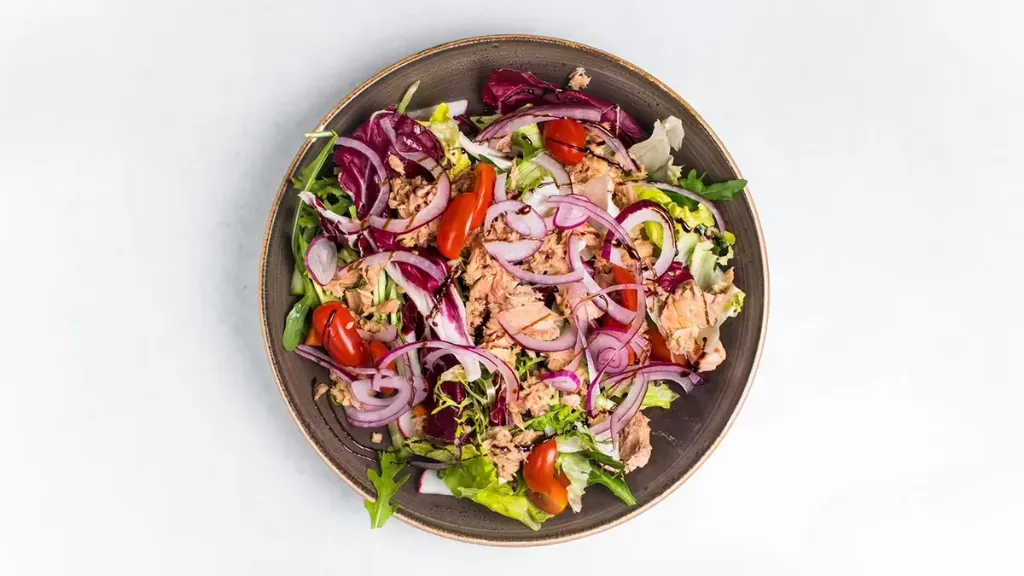24. Insalata Tonno